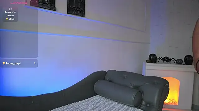 Offline charlotterusso on StripChat