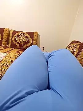 Charmota_sexi from StripChat is Freechat