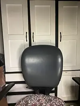 Offline chicachocolate01 on StripChat