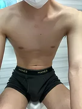 Offline chinsemechan on StripChat