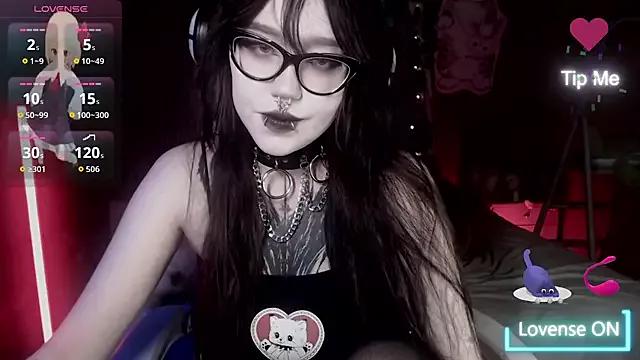 chloe_crystall_killer from StripChat is Freechat