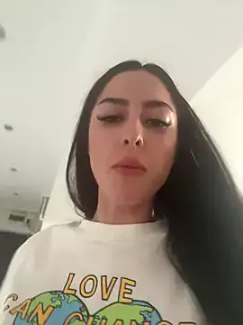 Offline ChloeDevine on StripChat