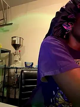 choclatepeaach from StripChat