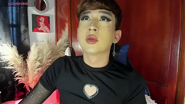 Offline Chris_boy_ on StripChat