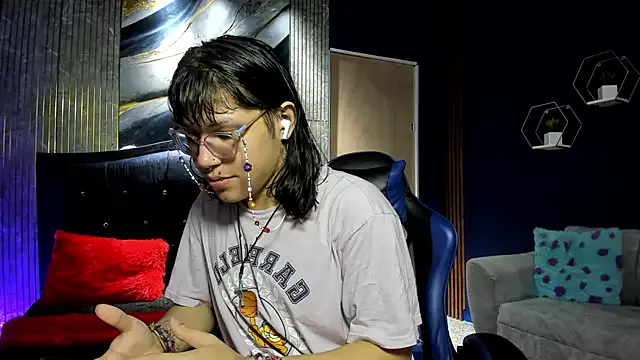 christina_vamp1 on StripChat