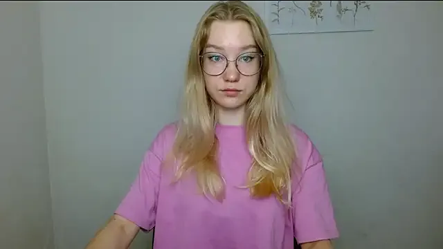 Offline cindi_hot on StripChat