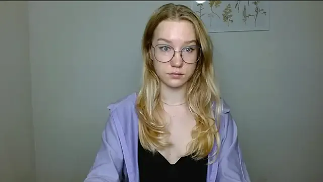 Offline cindi_hot on StripChat