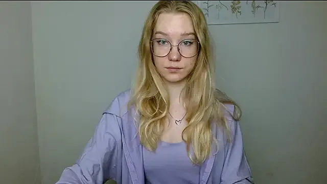 Offline cindi_hot on StripChat