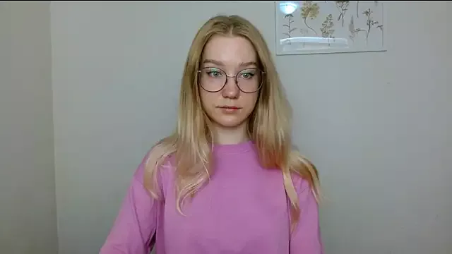 Offline cindi_hot on StripChat