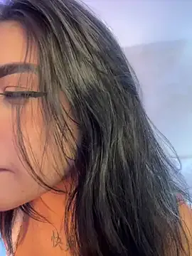 Offline clarachanelricek on StripChat