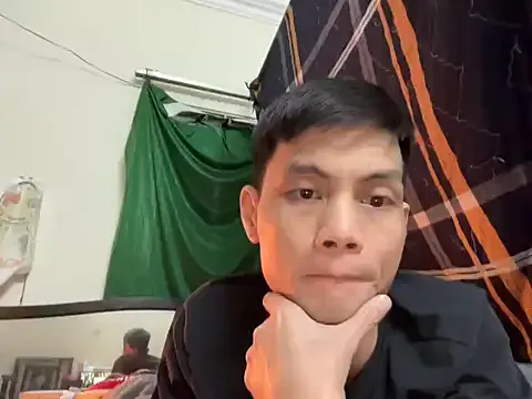 Offline cloud-smoke_hf on StripChat