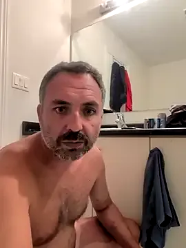 Offline cloudymatt on StripChat