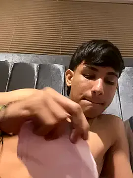 Offline cody_fox10 on StripChat