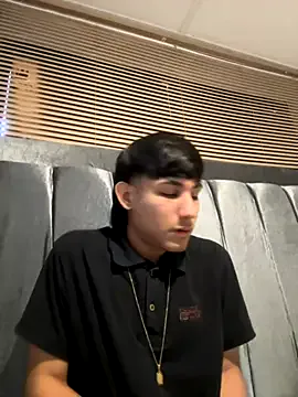 Offline cody_fox10 on StripChat