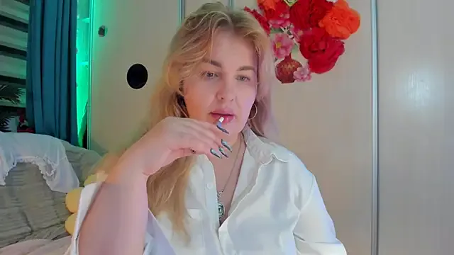 Offline CoraSwon on StripChat