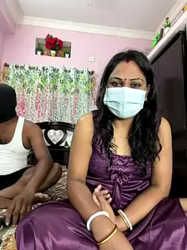 Couplejyoti01 on StripChat