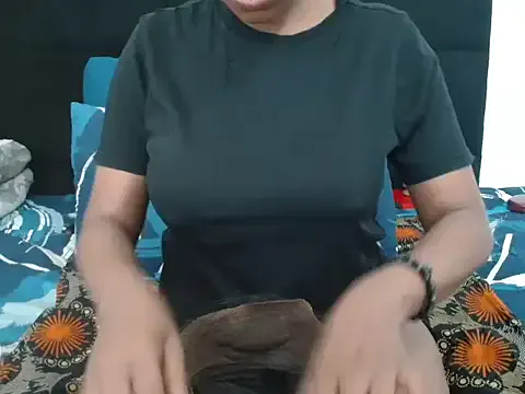 Freechat CreamySexyPussy on StripChat