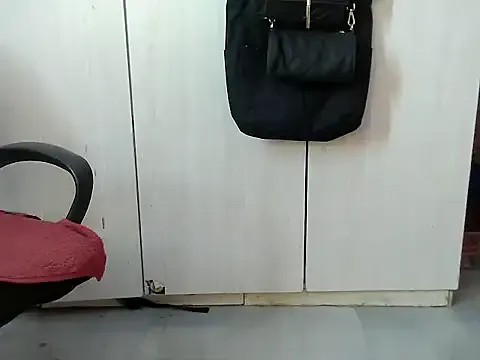 Offline Creepy_Sexy on StripChat