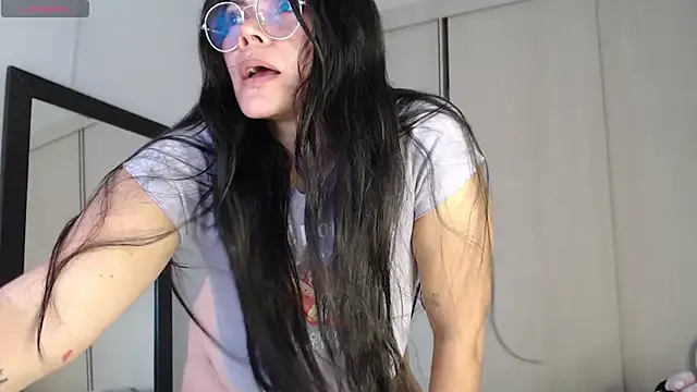 Offline cristal_sexybody on StripChat