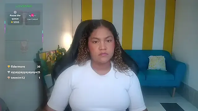 Cristal_War on StripChat