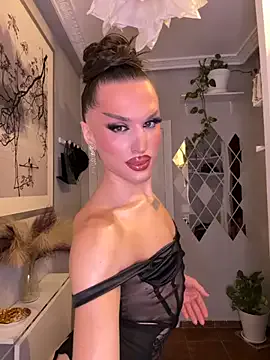 Offline Crystal_________ on StripChat