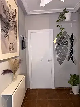 Offline Crystal_________ on StripChat