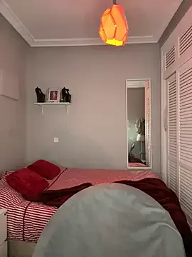 Offline Crystal_________ on StripChat