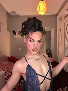 Offline Crystal_________ on StripChat