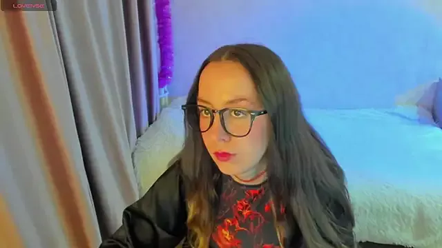 Freechat CurlySteph on StripChat