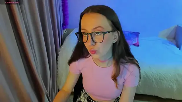 Freechat CurlySteph on StripChat