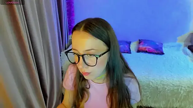 Freechat CurlySteph on StripChat