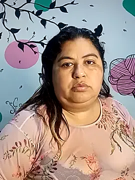 Offline curvy_diva_ on StripChat