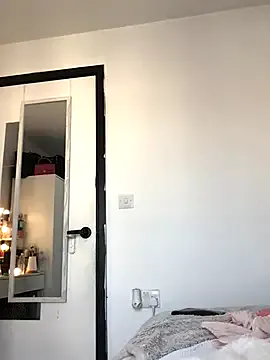 CurvyGoddessXxx on StripChat