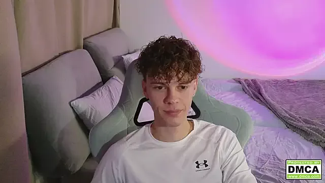 Offline cute_thomas on StripChat