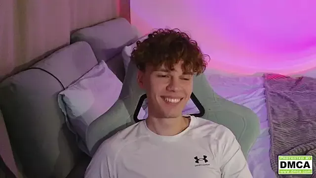 Offline cute_thomas on StripChat