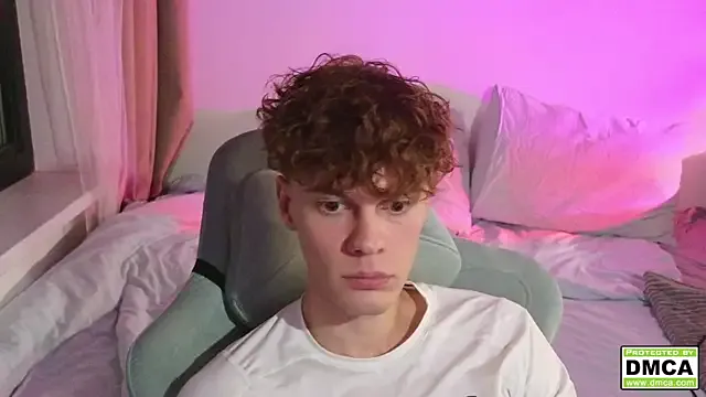 Offline cute_thomas on StripChat