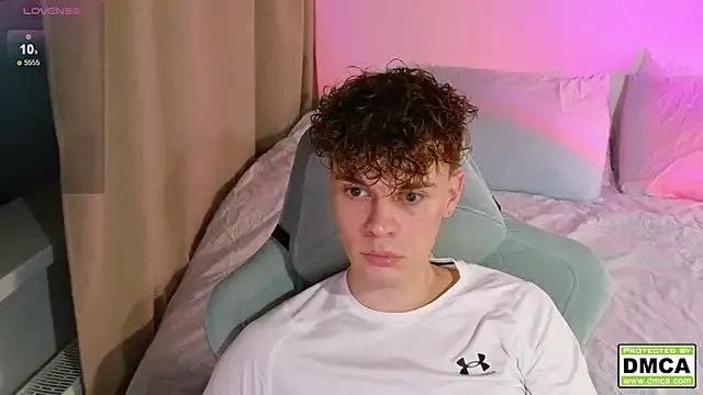 Offline cute_thomas on StripChat