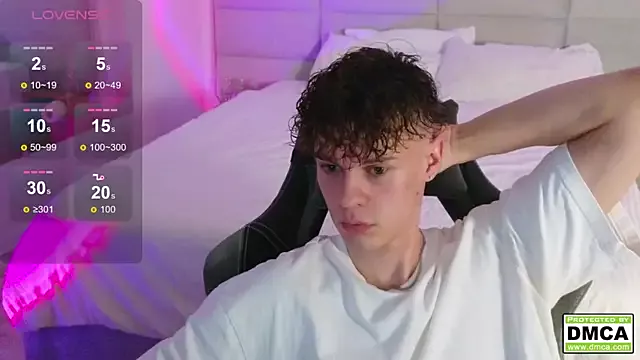 Offline cute_thomas on StripChat