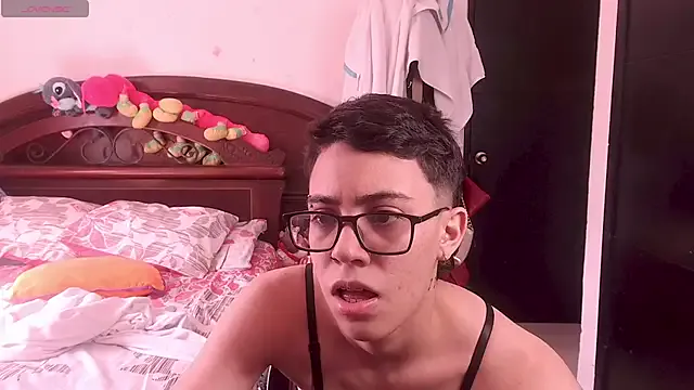 Freechat Cutie_Shy_ on StripChat