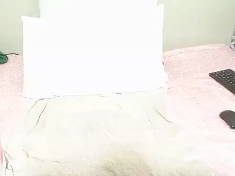 Offline DairyQueen2 on StripChat