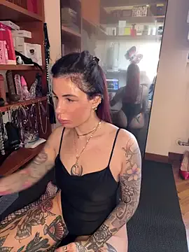 Freechat Dancing_wmyselF_ on StripChat