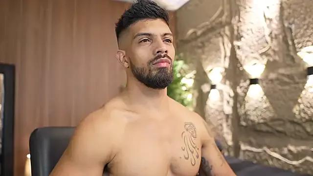 DannSaenz from StripChat