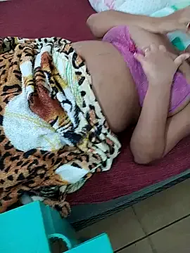 Offline dea40 on StripChat