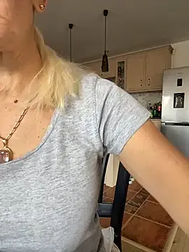 Offline DeborahXPorn on StripChat