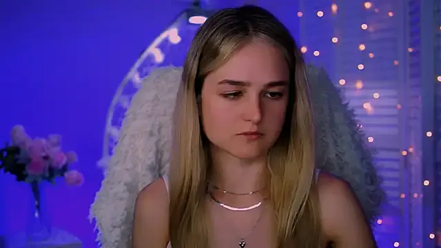 Offline DeboraLarson on StripChat