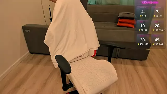 Offline Demonic_Angel_ on StripChat