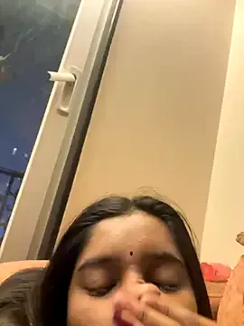 Offline desitease on StripChat