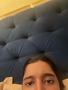 Offline desitease on StripChat