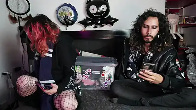 Offline Devil_And_Princess on StripChat