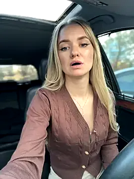 Offline Devill_Angel_ on StripChat